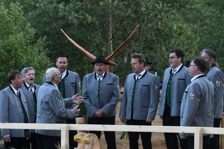 DSC 2604 01